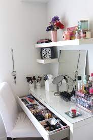 5 Cute Diy Makeup Organizer Ideas Society19 Room Inspiration Room Diy Organization Bedroom