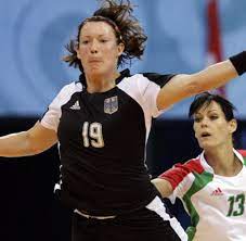 The maifeld (mayfield) was created as a huge lawn (11.2 hectares, 28 acres) for gymnastic demonstrations, specifically annual may day celebrations by the government. Olympia Ticker Zweite Niederlage Fur Die Handball Frauen Welt