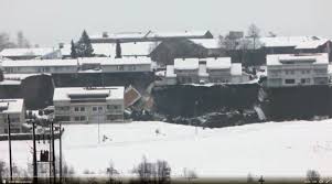 Mehrere häuser sind eingesackt und. Oe6mdhxdo9zy3m