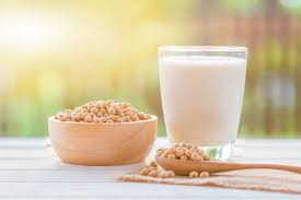 Soia, tiroidite di hashimoto ed eutirox e le persone che soffrono di tiroidite autoimmune di hashimoto possono mangiare soia? Latte Di Soia Proprieta E Benefici Di Questa Bevanda