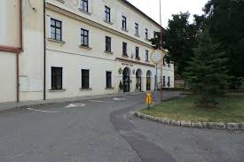 Jun 29, 2021 · reconstitution du visage de deux femmes de l'age du bronze mises au jour à moravský krumlov. Moravsky Krumlov Mestsky Urad Moravsky Krumlov Firmy Cz