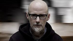 TOMMY LEE Shows Off His Bare Butt For The First Time Ever