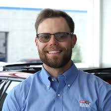 Sara Kiser's Instagram, Twitter & Facebook