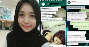 Nestled in george town's main financial district, this stall is the. Fuhhh Wow Masih Ingat Dengan Gadis Comel Penjual Nasi Lemak Anak Dara Yang Jadi Viral Baru Baru Ini Jom Lihat 14 Foto Wajah Sebenar Beliau Yang Memang Bertuah Beruntung Badan Dikurniakan Kecantikan Semulajadi Memukau