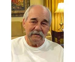 Paul Halbe's Instagram, Twitter & Facebook