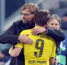 Dentro il campo, e soprattutto fuori. Bvb Die Groteske Berufsauffassung Der Mimose Ciro Immobile Welt
