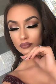 Stunning 40 Latest Smokey Eye Makeup Ideas 2019 Looksglam Com Smokey Eye Makeup Gorgeous Makeup Eye Make Up