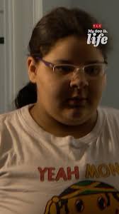 Karen admits she's always looking forward to her next meal, despite the  devastating impacts food addiction is taking