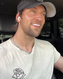 Jeremy Rowan (@dopeitsjeremy) · Instagram 照片和视频