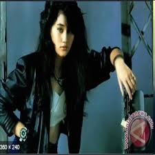 Personal raden rara nike ratnadilla kusnadi atau nike ardilla lahir di bandung, jawa barat, 27. Nike Ardilla Album Terpupuler Mp3 For Android Apk Download