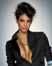 Maybe you would like to learn more about one of these? Des Idees De Coiffure Pour Un Mariage 100 Glam Rock Le Blog De Decoration Mariage Fr Magasin D Accessoires Et De Decoration Pour Votre Mariage Wolle Kaufen