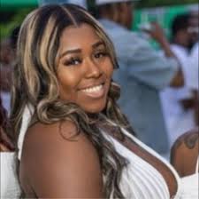 I bet Cynthia and Helen are cousins! Change my mind🤣🤣🤣