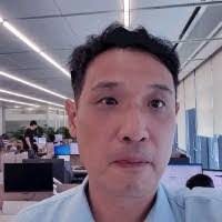 Jeremy Rae's Instagram, Twitter & Facebook