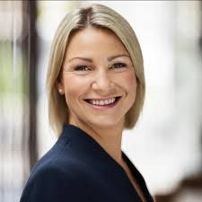 Marie-Sophie Künkel-Für uns in Wiesbaden