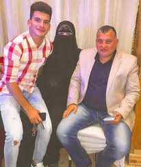 الوسوم:quran mp3, أحمد, احمد, احمد محمد سلامه, الشيخ, القارئ, القران, الكريم, المرتل, المصحف, حفص عن عاصم, سلامة, سلامه, محمد. Ù†Ø¬Ù… ÙˆØ³Ø· Ø§Ù„Ø²Ù…Ø§Ù„Ùƒ ÙŠØ­ØªÙÙ„ Ø¨Ø²ÙØ§ÙÙ‡ ÙÙ‰ Ù…Ø³Ù‚Ø· Ø±Ø£Ø³Ù‡ Ø¨Ø§Ù„Ù…Ù†ÙŠØ§