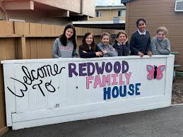 visit to redwood family house which provides transitional housing for homeless families bronze award award ideas family house