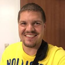 Hannah Silverthorne (@haunsiee)