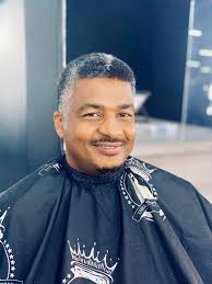 From the Sermon and straight to the barber 💺 Every sermon deserves a  legendary touch up 🔥 #BeLegendary #Legendsbarber #tbs