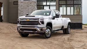 2026 Chevrolet Silverado 2500HD / 3500HD Review: Expert Insights, Pricing,  and Trims