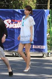 Say it loud 8 by yooxのcircular embroideryカプセルコレクション. å†™çœŸ ã‚«ãƒˆãƒ'ãƒ³ãŒé­…ã›ãŸã‚¾ è¯ã‚„ã‹ãªãƒã‚¤ãƒ'ãƒ¼ãƒ«ã‹ã‚‰ã®ç¾Žè„šãƒ©ã‚¤ãƒ³ Newsãƒã‚¹ãƒˆã‚»ãƒ–ãƒ³ Part 2