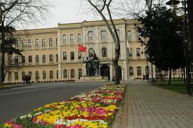 Dünya üniversiteleri akademik sıralaması açıklandı; Istanbul Universitesi Beyazit Kampusu Merkez Bahce