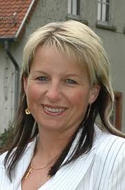 Annia GEHL, 52 ans (PETITE ROSSELLE)