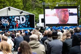 Sverigedemokraterna lever på att svartmåla sverige. Sverigedemokraterna Sd Expo Se