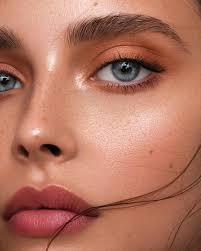 M R D A N I E L On Instagram Close Up Bellemjohnson For Nablacosmetics Using The New Close Up Makeup Photography Summer Makeup Beauty Makeup Photography
