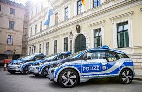 L Allemagne Ce Futur Champion Europeen Du Vehicule Electrique Bmw I3 Voitures De Police Voiture De Police