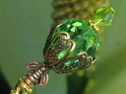 Renaissance Green With Envy Victorian Hat Pin Etsy Hat Pins Victorian Hats Beaded Jewelry Diy
