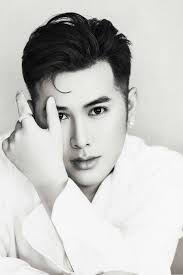 Nhiếp ảnh gia Tú Tim