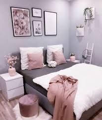 Du musst platz für dein bett, einen kleiderschrank und andere persönliche gegenstände einplanen. 77 Kleines Schlafzimmer Einrichten Ideen Schlafzimmer Einrichten Zimmer Schlafzimmer