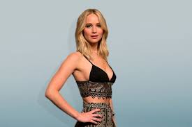 See our favourite looks on ever since she chopped off her locks earlier this month, she's been wearing her shorter crop in loads of different styles. 10 Unforgettable Cuts Styles Showed By Jennifer Lawrence Short Hair