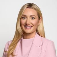 Chloe Clark — Reviews & Property Sales