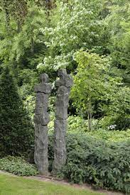 Stephan hat sich im burgenland seinen kindheitstraum erfüllt und einen alten. Kunst Im Garten Lutkemeyer Gartner Von Eden