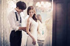 The radiant yellow canola flowers and sparkling blue seas also attract many couples to have their korean wedding photography in their best korean. May Studio Korean Wedding Photography Onethreeonefour Blog
