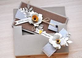 Qualche Tempo Fa Una Collega Mi Chiese Una Card Per Un Matrimonio Quot Voglio Fare Bella Figura Biglietti Sagomati Biglietti In Carta Biglietti Artigianali