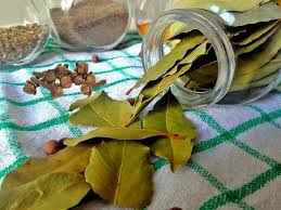 Petua dibawah adalah antara 7 petua mudah hilangkan sakit gigi anda kerana kebanyakan bahannya memang tersedia di dapurmalaysia. Cara Merawat Petua Menghilangkan Sakit Gigi Dengan Cepat Tanpa Ubat