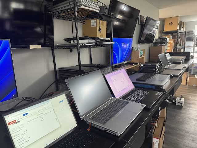 How Long Do Laptops Last? A 2026 Guide for Businesses - LeadingIT