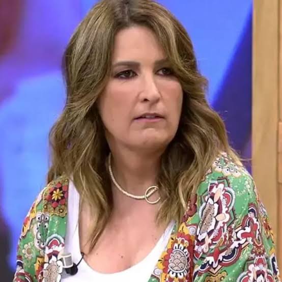 Laura Fa, rostro habitual de la prensa del corazón en España, do AI tạo