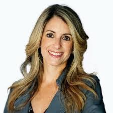 Karen Taub's Instagram, Twitter & Facebook