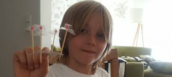 12 еinfache experimente für kinder zum nachmachen. Experimente Fur Kinder So Bastelst Du Dir Einen Selbst Einen Wasserlaufer Duda News