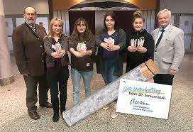 Der babenberger business ball zählt zu den beliebtesten bällen der region klosterneuburg. Ballspende Aus Bezirk Volkspartei