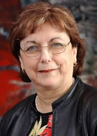 La professeure Cécile Michaud reçoit le prix Ethel Johns