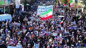 إيران: نصف قرن من الاحتجاجات والتمرد على نظام 