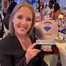 Our people are our soul that power new ideas, design and experience. Bold… 