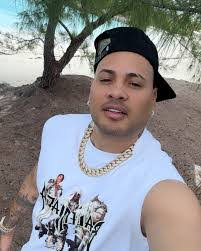 Gustavo Olivarez's Instagram, Twitter & Facebook