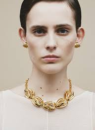 Collares y colgantes