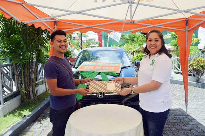 Hasil gambar untuk bni ambon bagi-bagi hadiah"