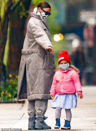 Learn about her bio, wiki, age, height, weight, dating, husband, boyfriend, kids, parents, career, education and age, height, weight & body measurement. Irina Shayk Bundles Up In Taupe For A Walk With Daughter Lea In Nyc During Break From Quarantine Sound Health And Lasting Wealth